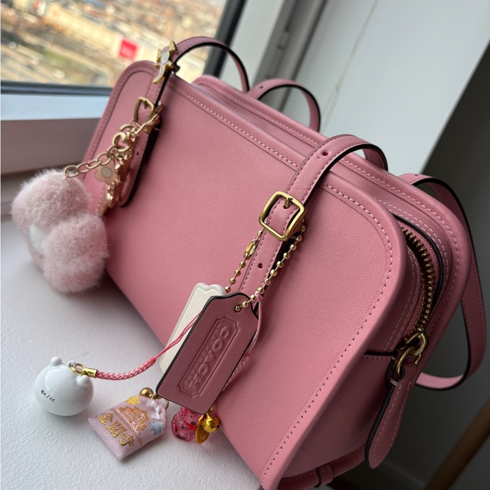 Coach Bubblegum Pink Swing Zip